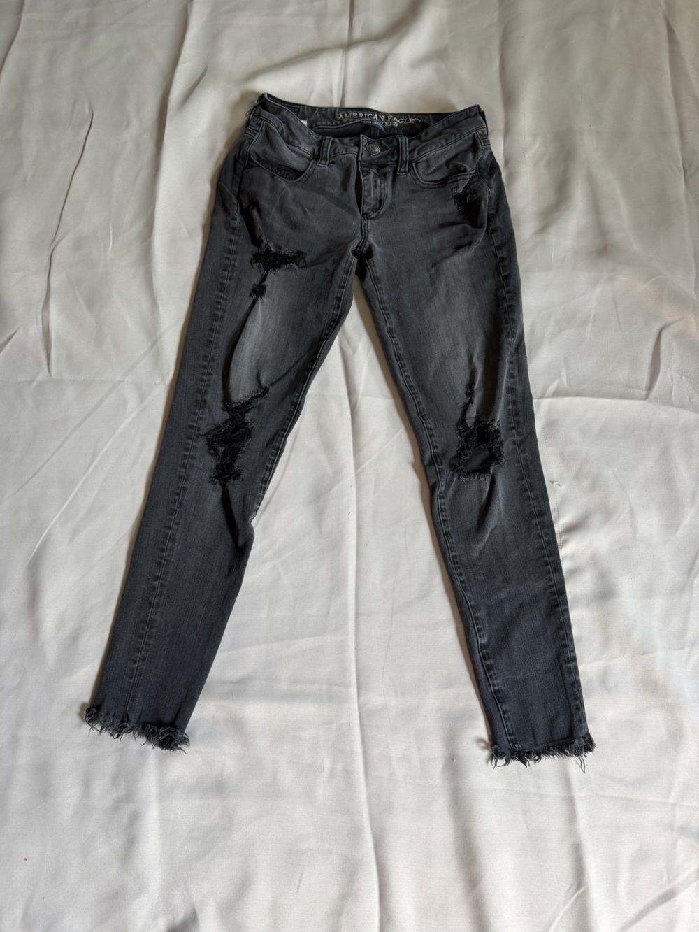 American Eagle Outfitters Black Distressed Skinny Jeans